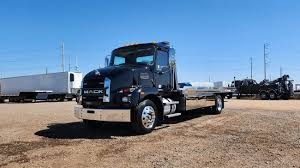 Low Profile Flatbed Towing